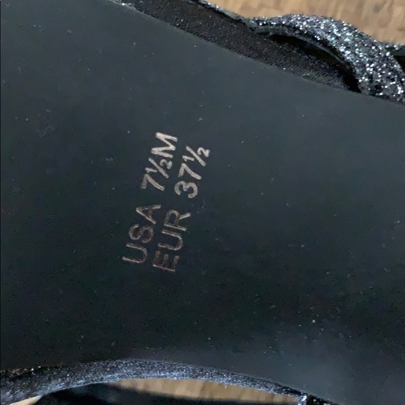 Black sparkly 4” high heels. Never worn. - Picture 7 of 7